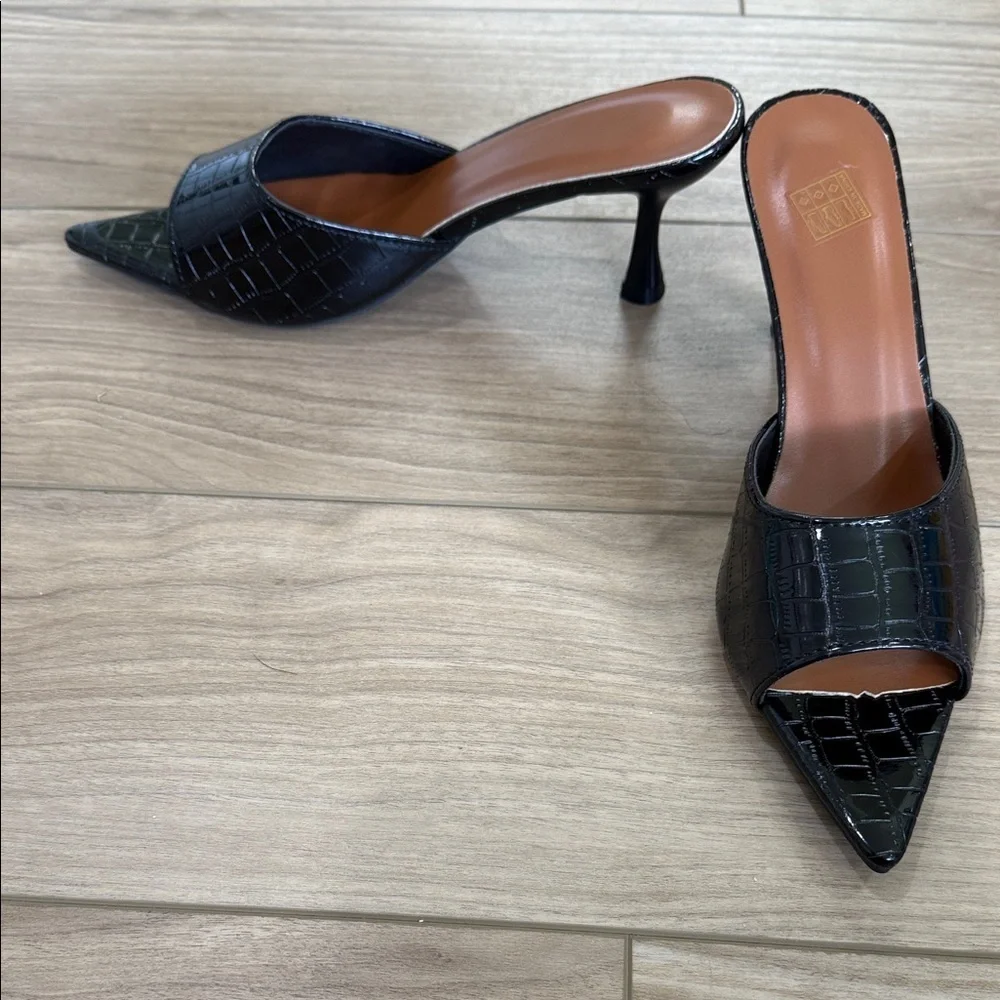 SHEIN Black Croc-Embossed Pointed Toe Mule Heels
